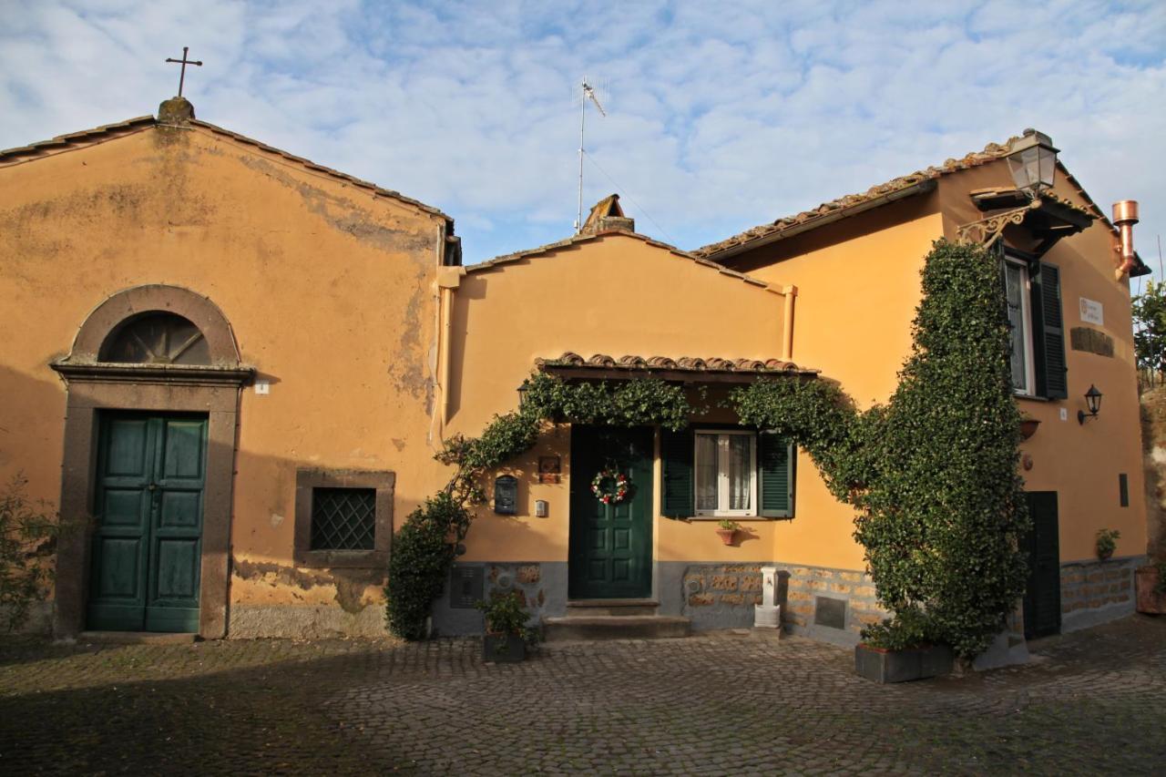 Casa Vacanze Nives Tuscania Extérieur photo