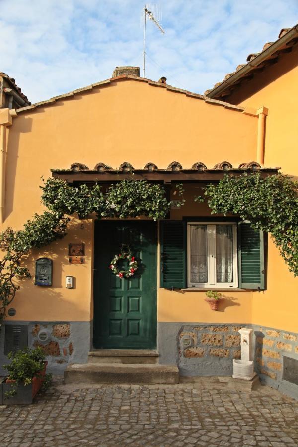 Casa Vacanze Nives Tuscania Extérieur photo