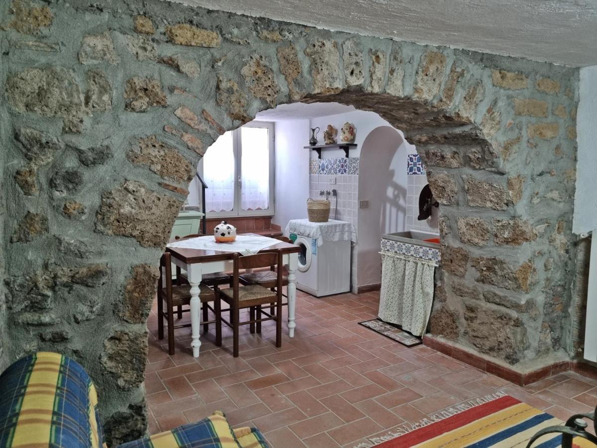 Casa Vacanze Nives Tuscania Extérieur photo