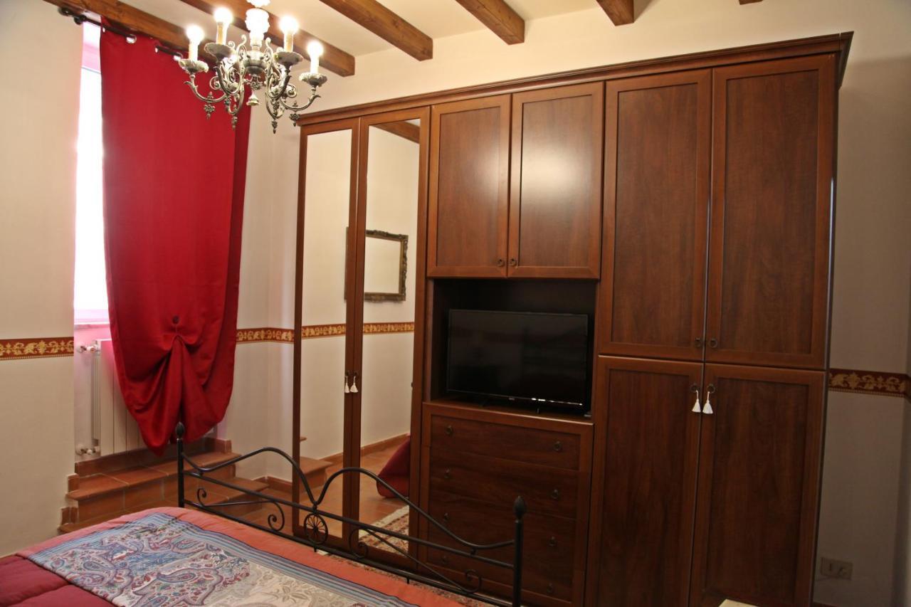 Casa Vacanze Nives Tuscania Extérieur photo