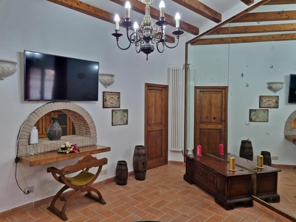 Casa Vacanze Nives Tuscania Extérieur photo